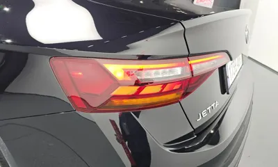 Volkswagen Jetta 2024, 55689 км, за 15547.76 USD - фото 23