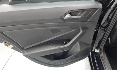 Volkswagen Jetta 2024, 55689 км, за 15547.76 USD - фото 25