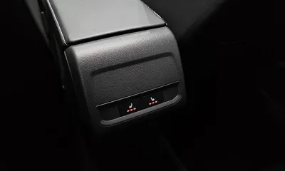 Volkswagen Jetta 2024, 55689 км, за 15547.76 USD - фото 28