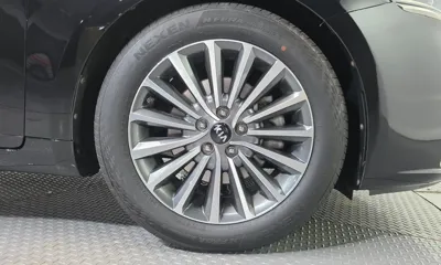 Kia K7 2018, 97788 км, за 8256.22 USD
