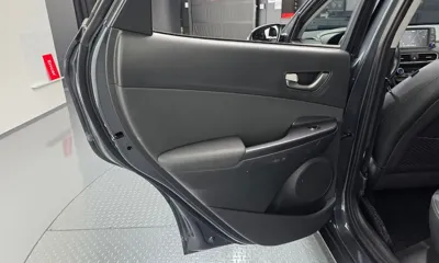 Hyundai Kona 2018, 62766 км, за 9386.9 USD - фото 25