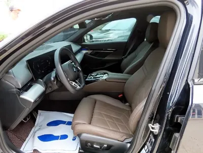 BMW 5-Series 2024, 54779 км, за 37600.87 USD