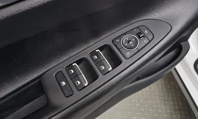 Hyundai Grandeur 2020, 118412 км, за 11851.27 USD - фото 20