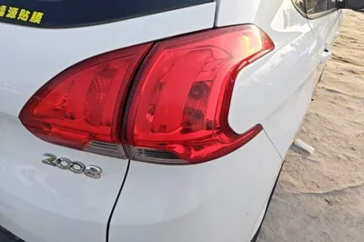 Peugeot 2008 2014, 101800 км, за 4635 USD - фото 14
