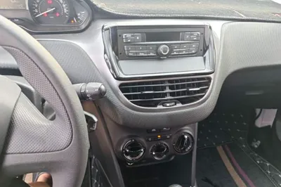 Peugeot 2008 2014, 101800 км, за 4635 USD - фото 20