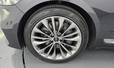 Kia K9 2023, 66082 км, за 27887.92 USD