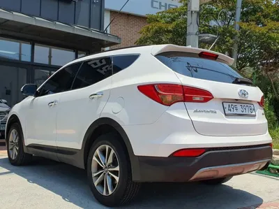 Hyundai Santafe 2015, 102550 км, за 5883.13 USD