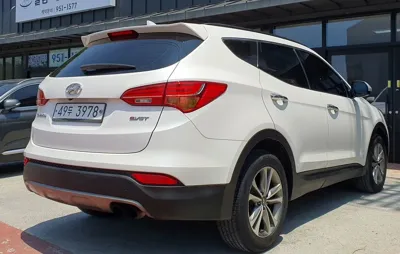 Hyundai Santafe 2015, 102550 км, за 5883.13 USD