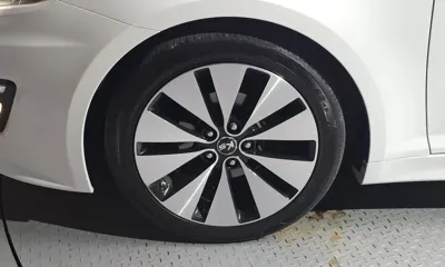 Kia K5 2012, 157040 км, за 3938.56 USD