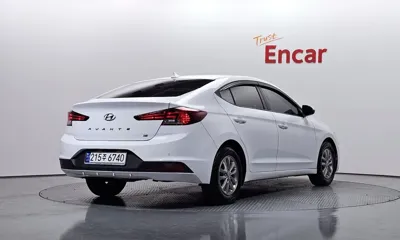 Hyundai Avante 2020, 126576 км, за 7598.28 USD