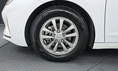 Hyundai Avante 2020, 126576 км, за 7598.28 USD