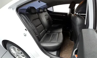 Hyundai Avante 2020, 126576 км, за 7598.28 USD - фото 12