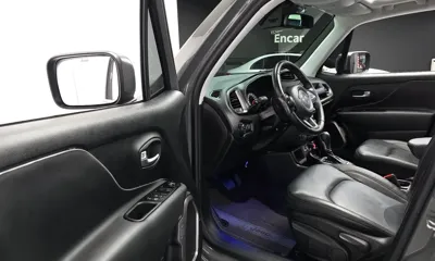 Jeep Renegade 2020, 100018 км, за 7807.51 USD - фото 11