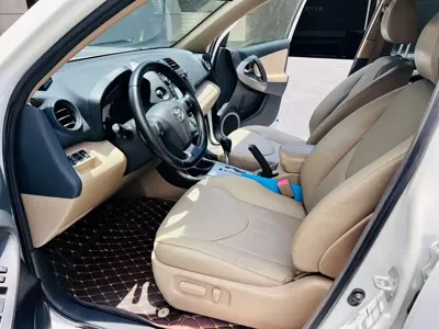 Toyota RAV4 2013, 160000 км, за 5430.18 USD