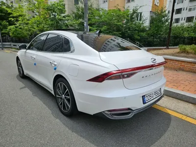 Hyundai Grandeur 2023, 80571 км, за 16923.87 USD