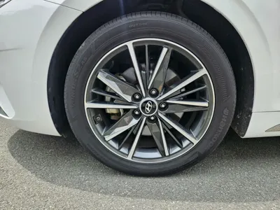 Hyundai Grandeur 2023, 80571 км, за 16923.87 USD