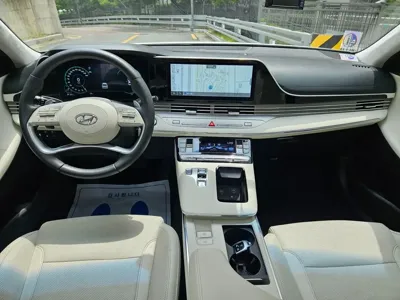 Hyundai Grandeur 2023, 80571 км, за 16923.87 USD - фото 7