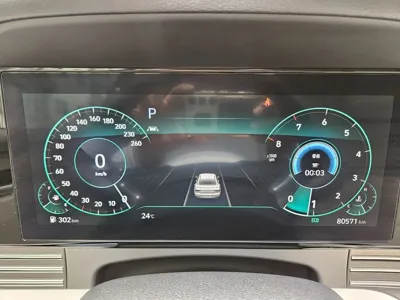Hyundai Grandeur 2023, 80571 км, за 16923.87 USD - фото 8