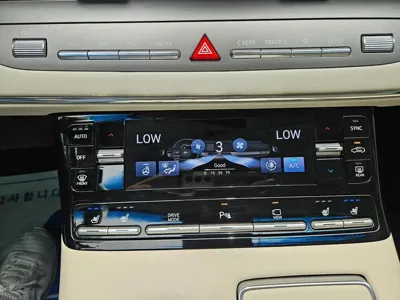 Hyundai Grandeur 2023, 80571 км, за 16923.87 USD - фото 15