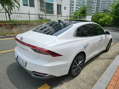 Hyundai Grandeur 2023, 80571 км, за 16923.87 USD - фото 20