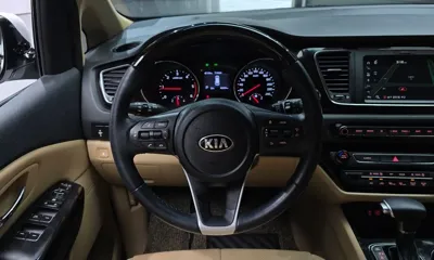 Kia Canival 2019, 43228 км, за 12295.09 USD - фото 12