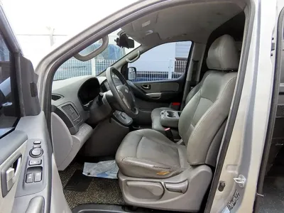 Hyundai Starex 2015, 222000 км, за 2925.31 USD