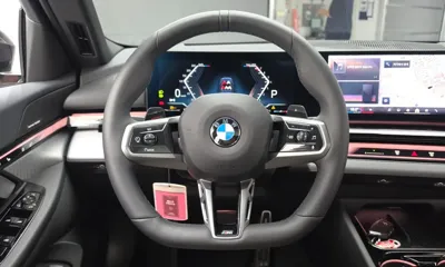 BMW 5-Series 2026, 12255 км, за 52154.98 USD - фото 13