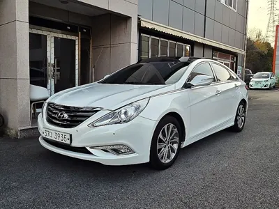 Hyundai Sonata · 2013 год