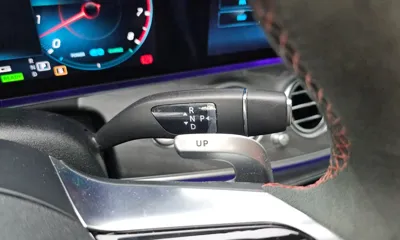 Mercedes-Benz E-Class 2023, 44233 км, за 46146.78 USD - фото 9