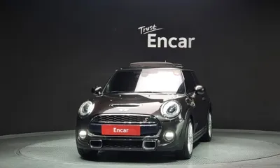 MINI Cooper 2014, 75633 км, за 5894.03 USD