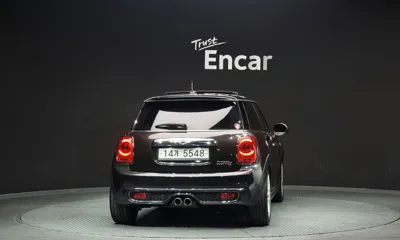MINI Cooper 2014, 75633 км, за 5894.03 USD