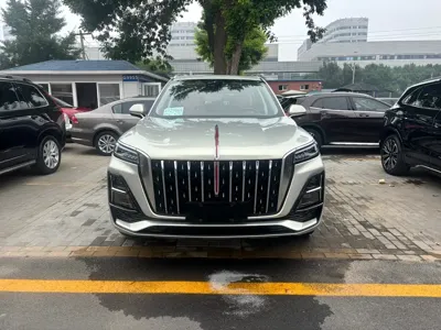 Hongqi Hongqi HS5 2023, 10000 км, за 15493.71 USD