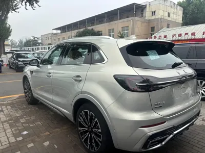 Hongqi Hongqi HS5 2023, 10000 км, за 15406.29 USD - фото 6