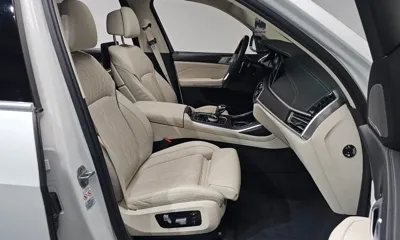 BMW X7 2021, 50183 км, за 48837.64 USD - фото 26