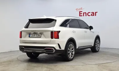 Kia Sorento 2023, 34590 км, за 27367.86 USD - фото 2