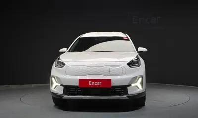 Kia Niro 2023, 44428 км, за 14853.43 USD