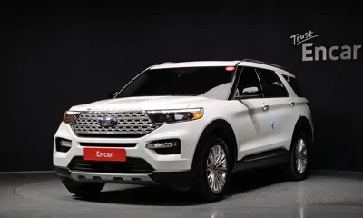 Ford Explorer · 2021 год
