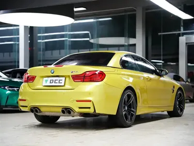 BMW M4 2018, 56100 км, за 46923.81 USD - фото 7
