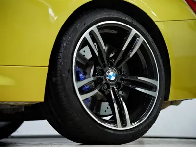 BMW M4 2018, 56100 км, за 46923.81 USD - фото 20