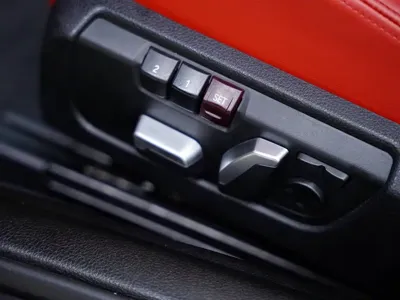 BMW M4 2018, 56100 км, за 46923.81 USD - фото 31