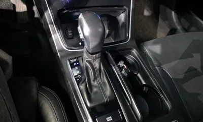 Hyundai Grandeur 2018, 193966 км, за 6092.71 USD - фото 9