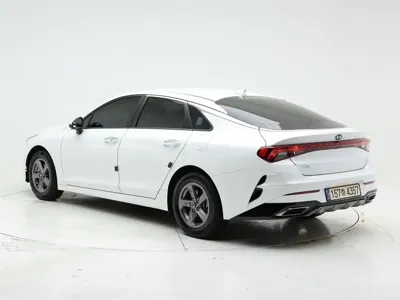 Kia K5 2021, 67321 км, за 10043.32 USD