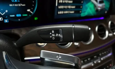 Mercedes-Benz E-Class 2023, 70585 км, за 28080.6 USD - фото 9