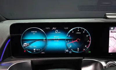 Mercedes-Benz GLB-Class 2021, 97705 км, за 20350.18 USD - фото 8