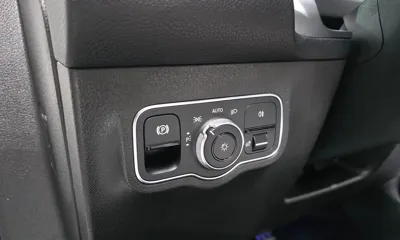 Mercedes-Benz GLB-Class 2021, 97705 км, за 20350.18 USD - фото 18