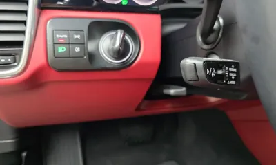 Porsche Cayenne 2023, 34220 км, за 60824.93 USD - фото 27