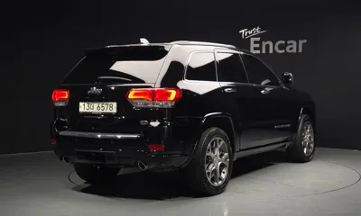 Jeep Cherokee 2019, 67649 км, за 11726.39 USD
