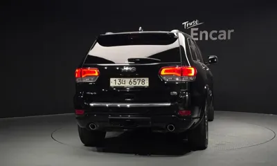 Jeep Cherokee 2019, 67649 км, за 11726.39 USD