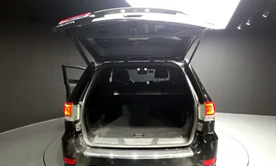 Jeep Cherokee 2019, 67649 км, за 11726.39 USD - фото 20