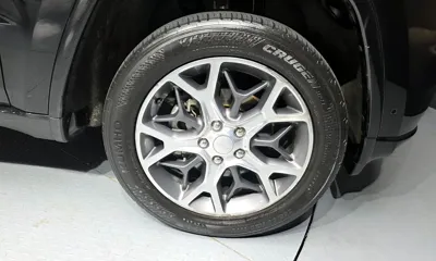 Jeep Cherokee 2019, 67649 км, за 11726.39 USD - фото 21